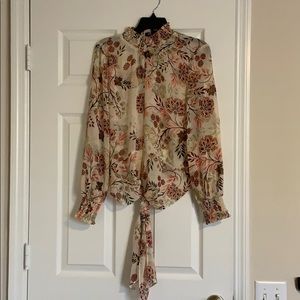 Turtle neck long sleeve flower blouse
